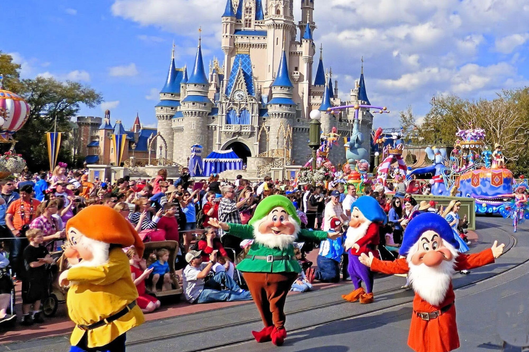 5 reasons to get online help for Disney vacation plan