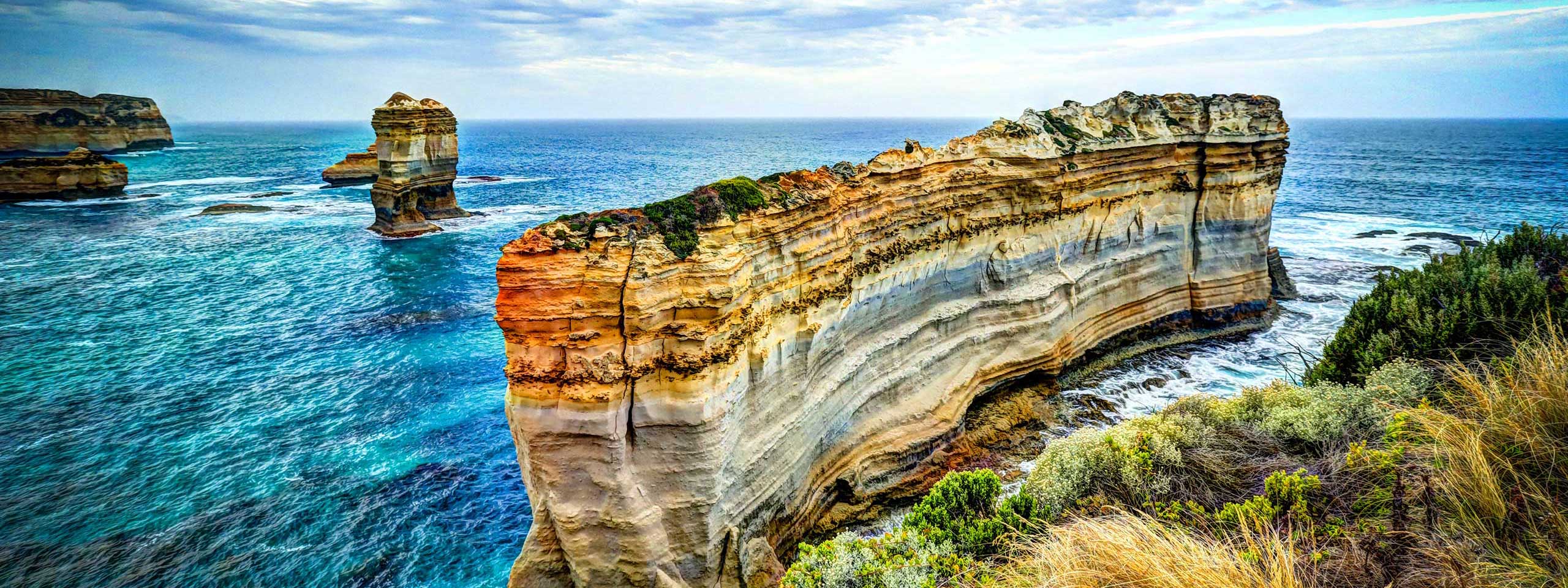 Reasons Why You Need To Head and Tour Around Melbourne Real Soon!
